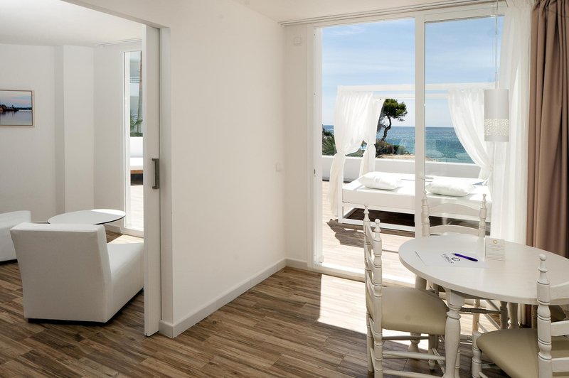 Hotell Fergus Style Cala Blanca Suites i Mallorca, Spain - Bild 17