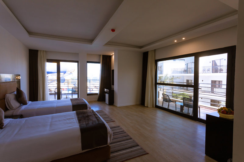 Hotell La Rosa Waves Beach - Couple & Families Only i Hurghada, Egypten - Bild 24