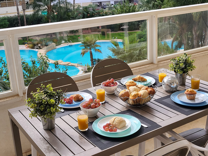 Hotell Apartamentos Gemelos 22 i Alicante, Spain - Bild 3