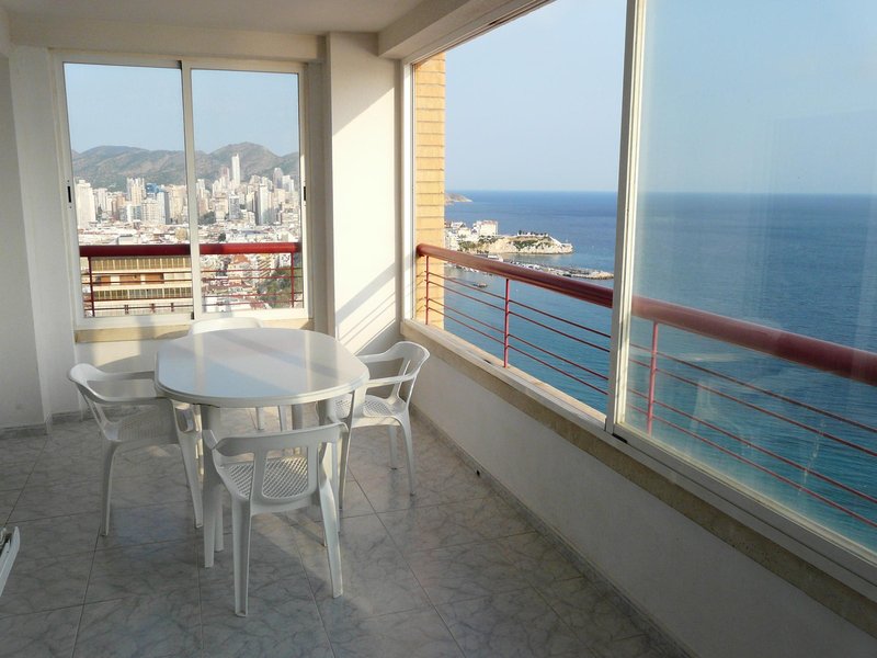 Hotell Apartamentos Benibeach i Alicante, Spain - Bild 8