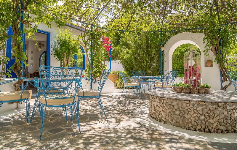 Hotell Nathalie Hotel i Rhodes, Grekland - Bild 19