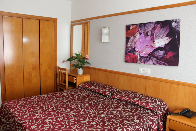 Hotell Hotel Esplendid  i , Spain - Bild 9