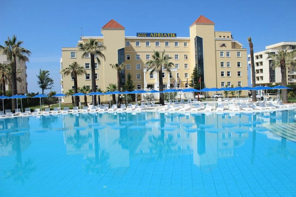 Hotell Adriatik Hotel i Durres, Albania - Bild 1