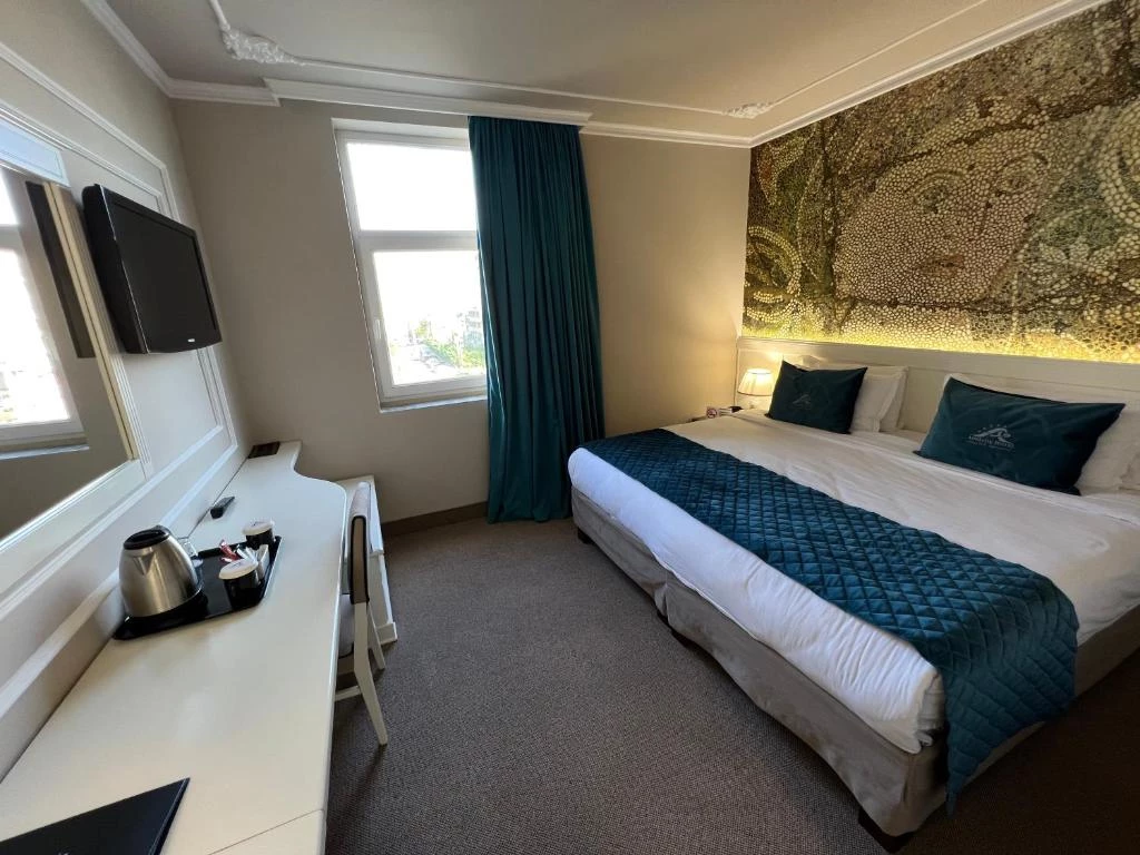 Hotell Adriatik Hotel i Durres, Albania - Bild 15