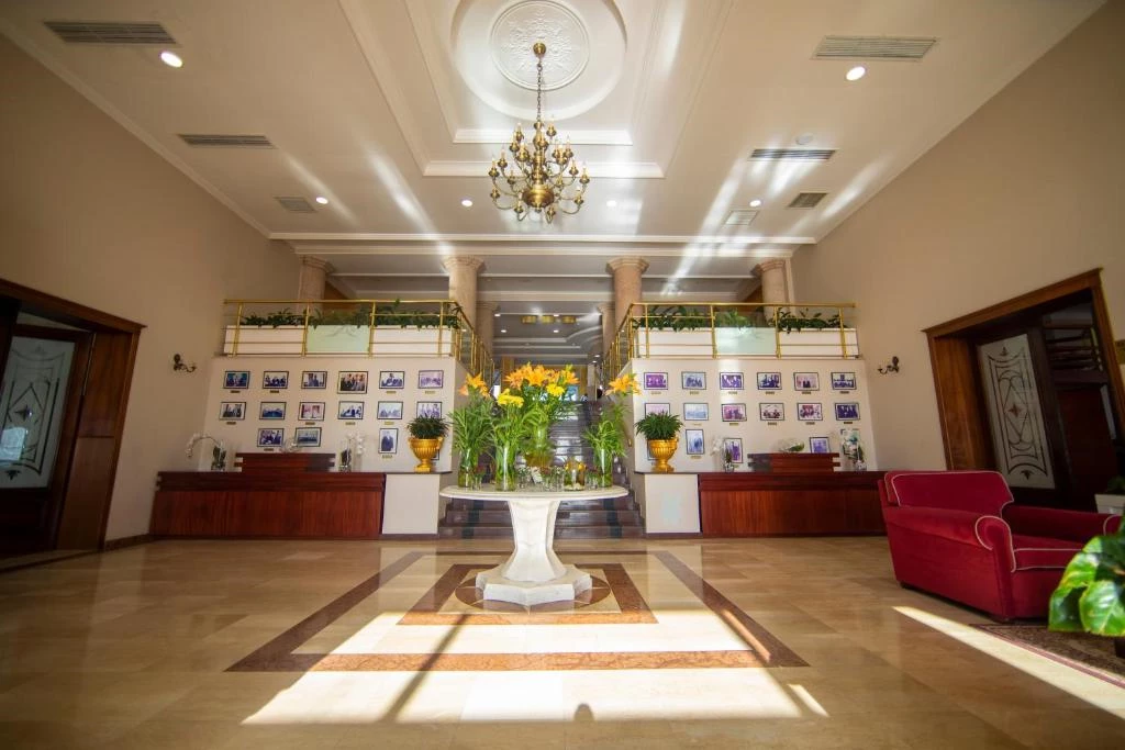 Hotell Adriatik Hotel i Durres, Albania - Bild 11