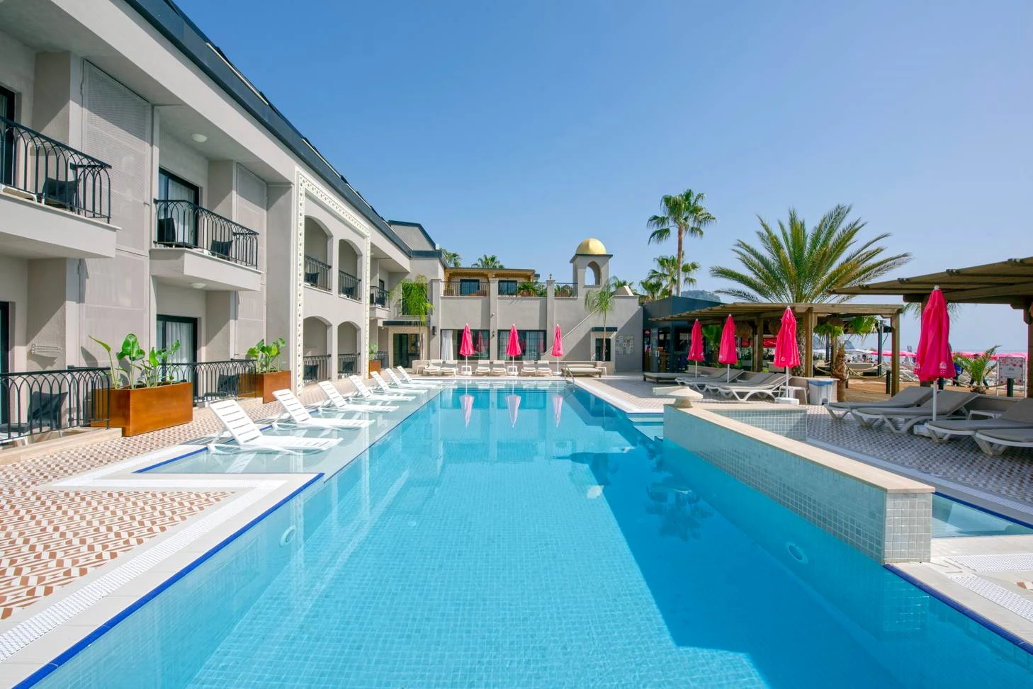 Hotell Alaaddin Beach Hotel i Antalya, Turkiet - Bild 4