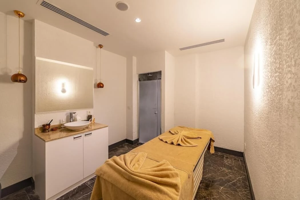 Hotell Amon Hotels i Antalya, Turkiet - Bild 21