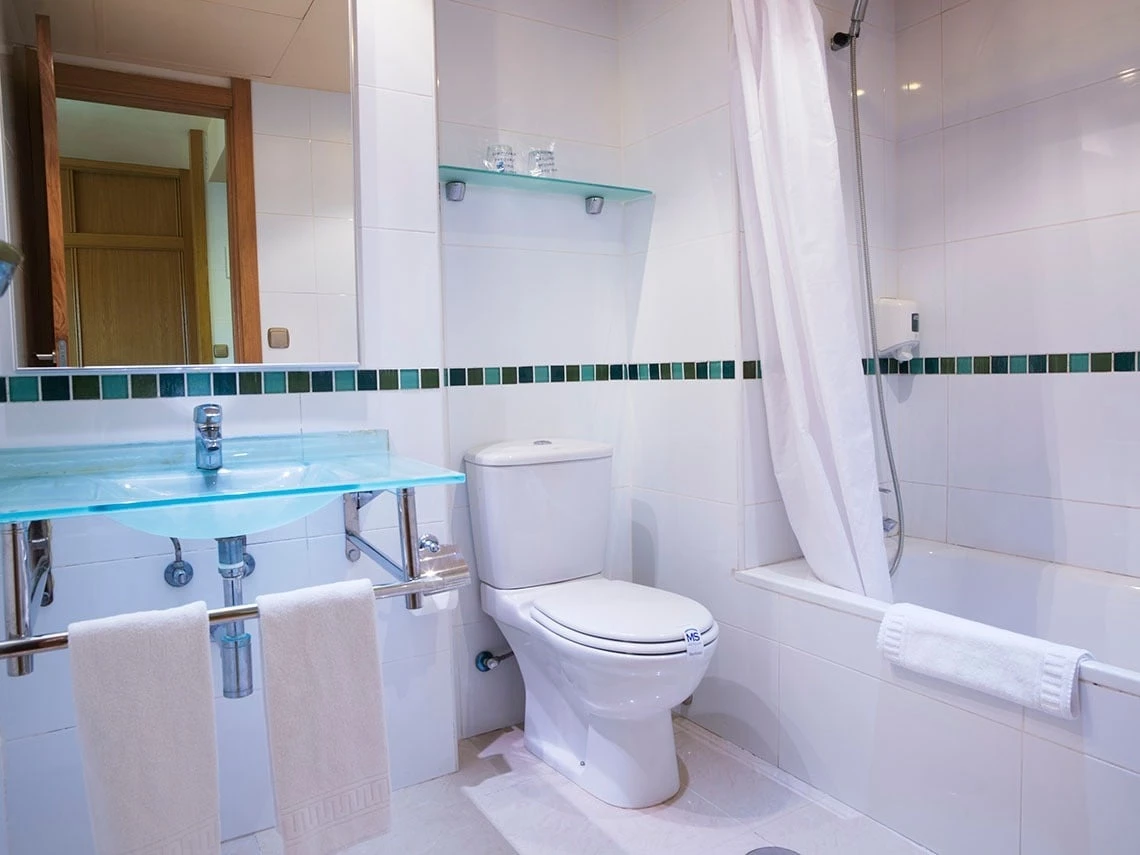 Hotell Apartamentos MS Puerto Marina i Malaga, Spain - Bild 15