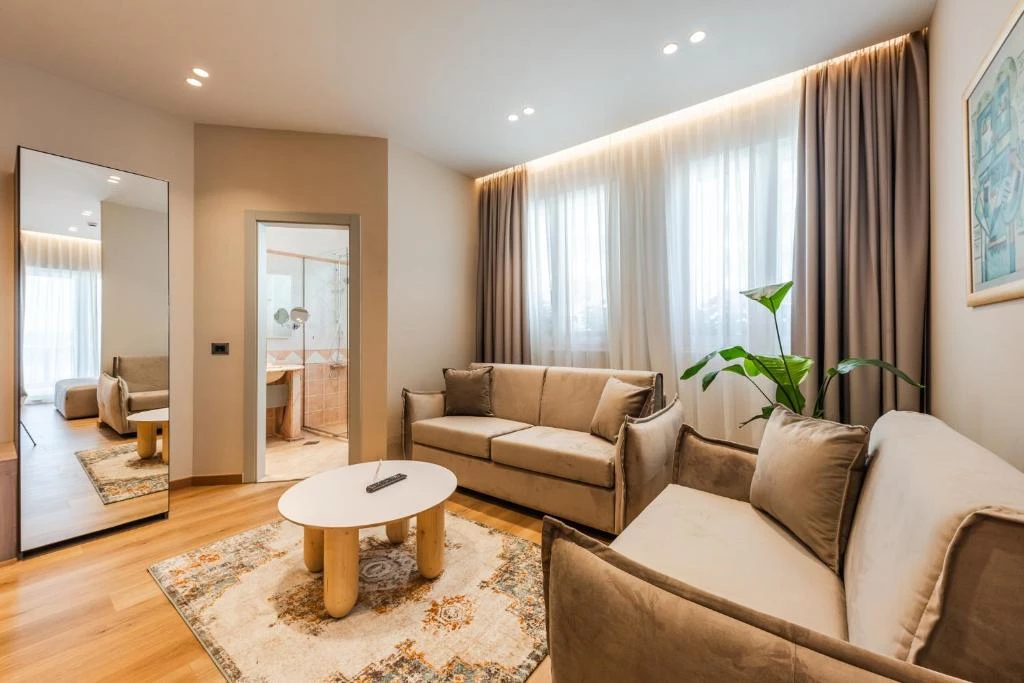 Hotell Aragosta Hotel & Restaurant i Durres, Albania - Bild 11