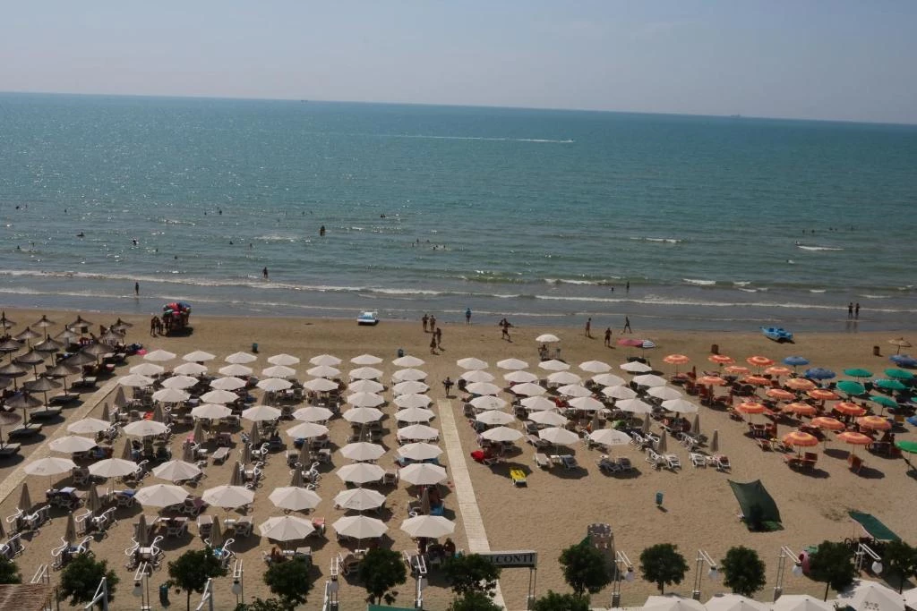 Hotell Bel Conti i Durres, Albania - Bild 2