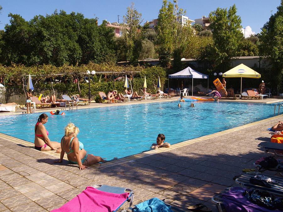 Hotell Camping Hania i Crete, Grekland - Bild 2