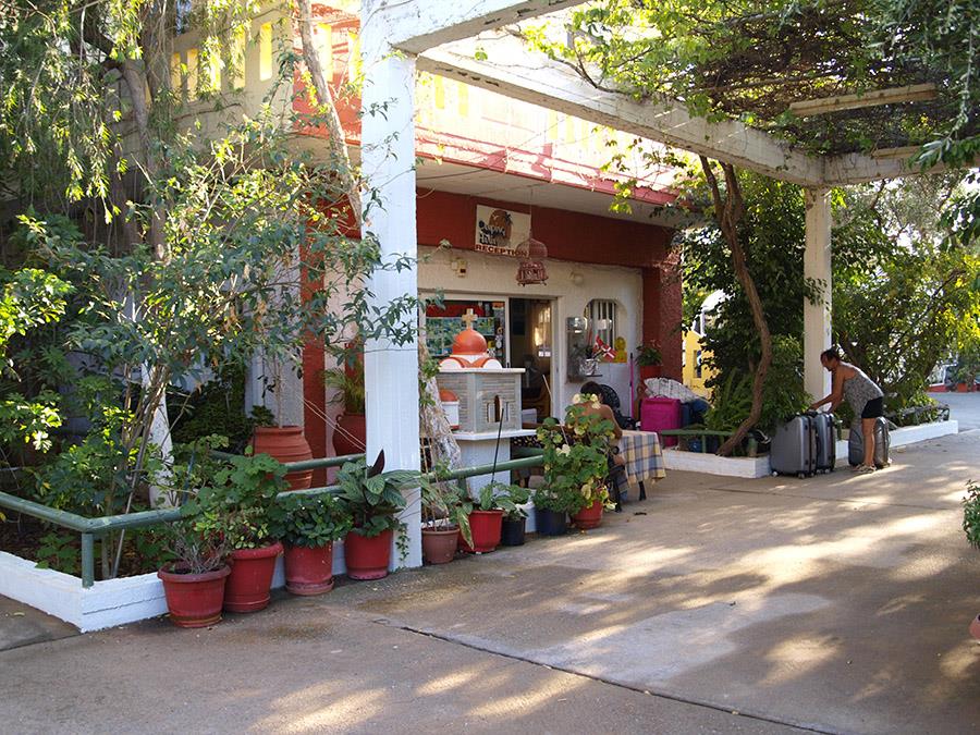 Hotell Camping Hania i Crete, Grekland - Bild 17