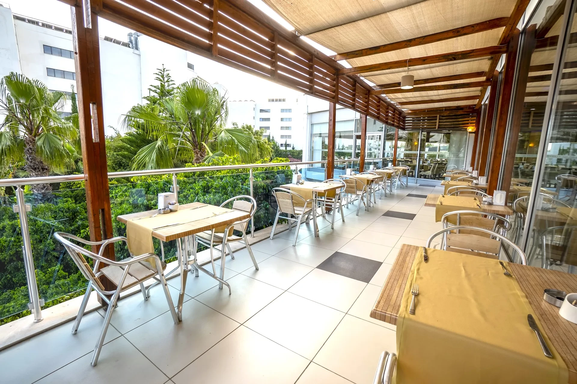 Hotell Cenger Beach Resort Hotel i Antalya, Turkiet - Bild 17