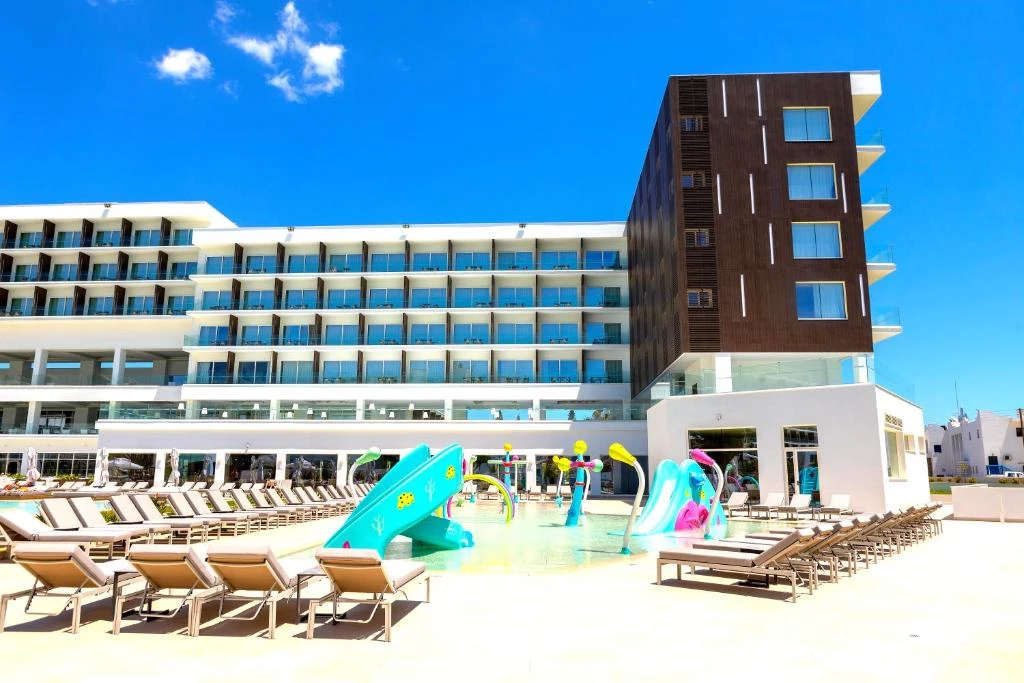 Hotell Chrysomare Beach Hotel & Resort i Cypern, Cyprus - Bild 6