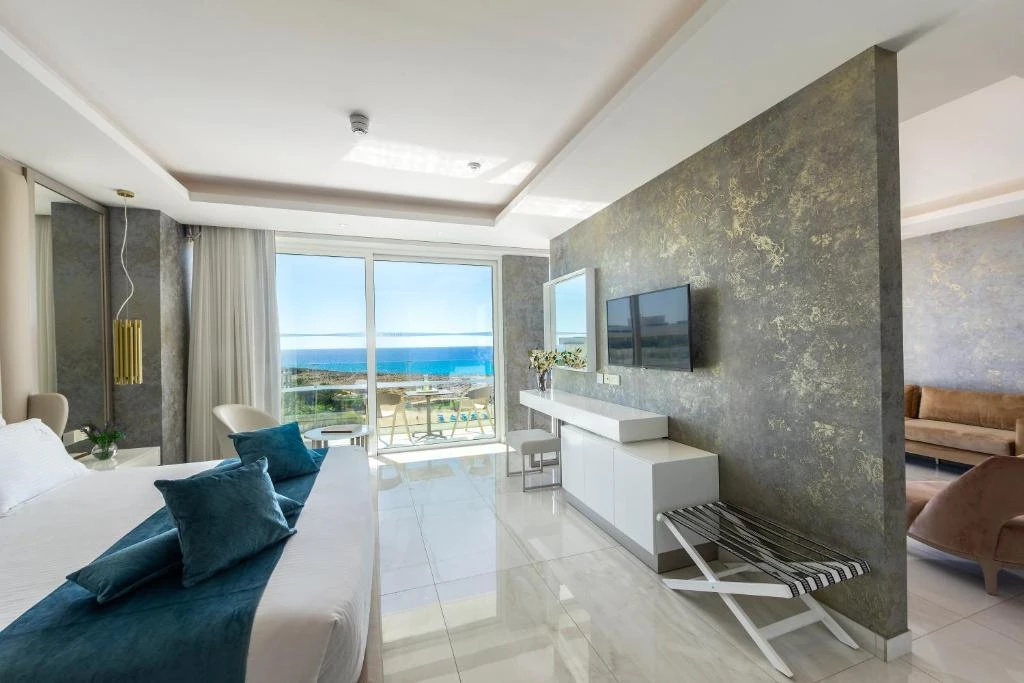 Hotell Chrysomare Beach Hotel & Resort i Cypern, Cyprus - Bild 30