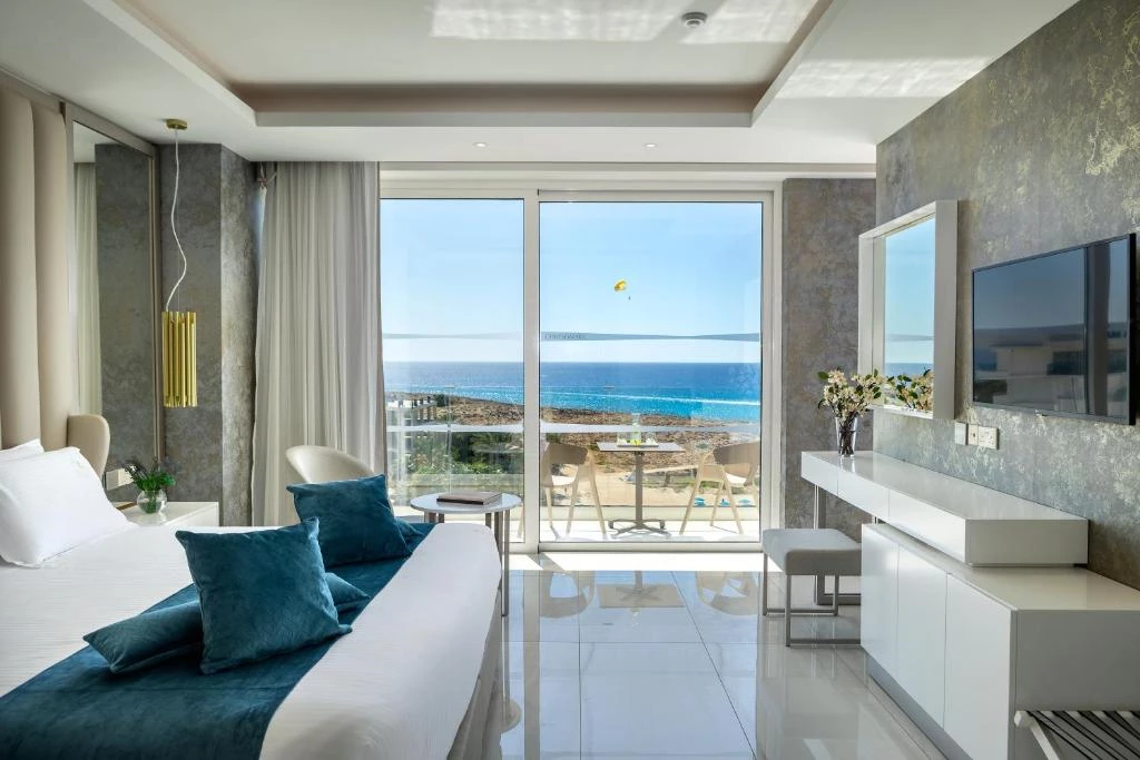 Hotell Chrysomare Beach Hotel & Resort i Cypern, Cyprus - Bild 31