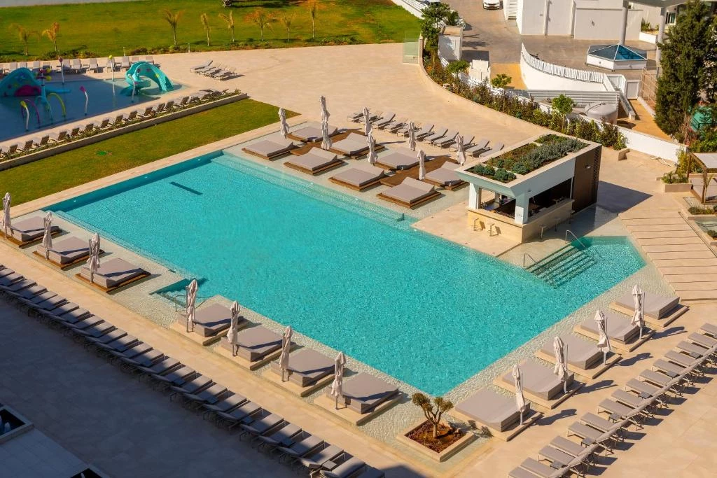 Hotell Chrysomare Beach Hotel & Resort i Cypern, Cyprus - Bild 10