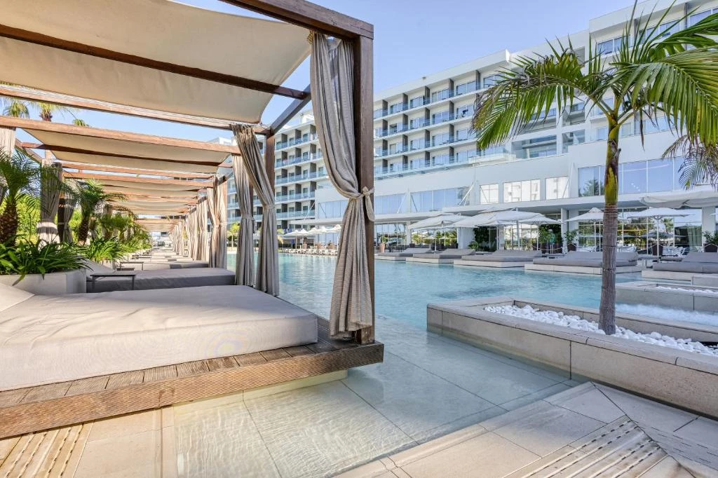 Hotell Chrysomare Beach Hotel & Resort i Cypern, Cyprus - Bild 17