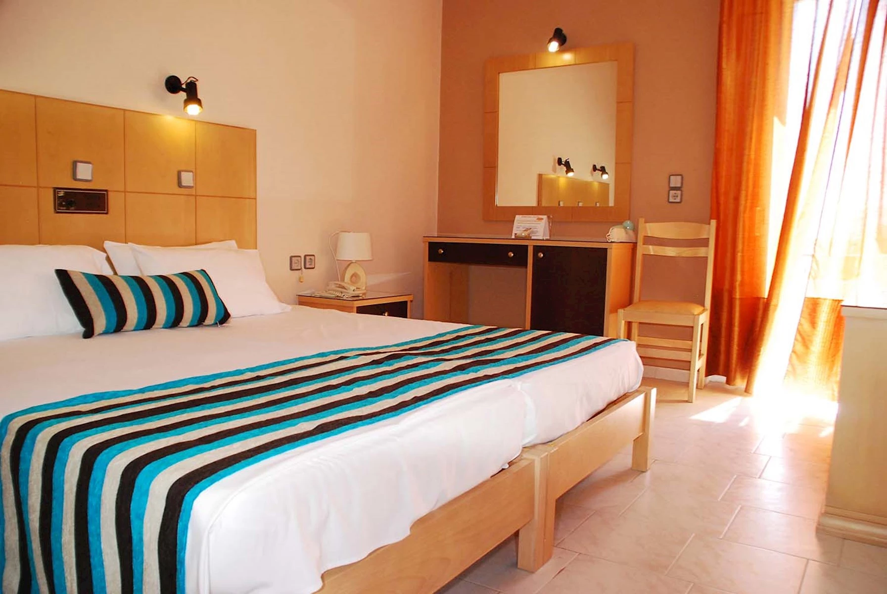 Hotell Ermioni Beach i Crete, Grekland - Bild 6