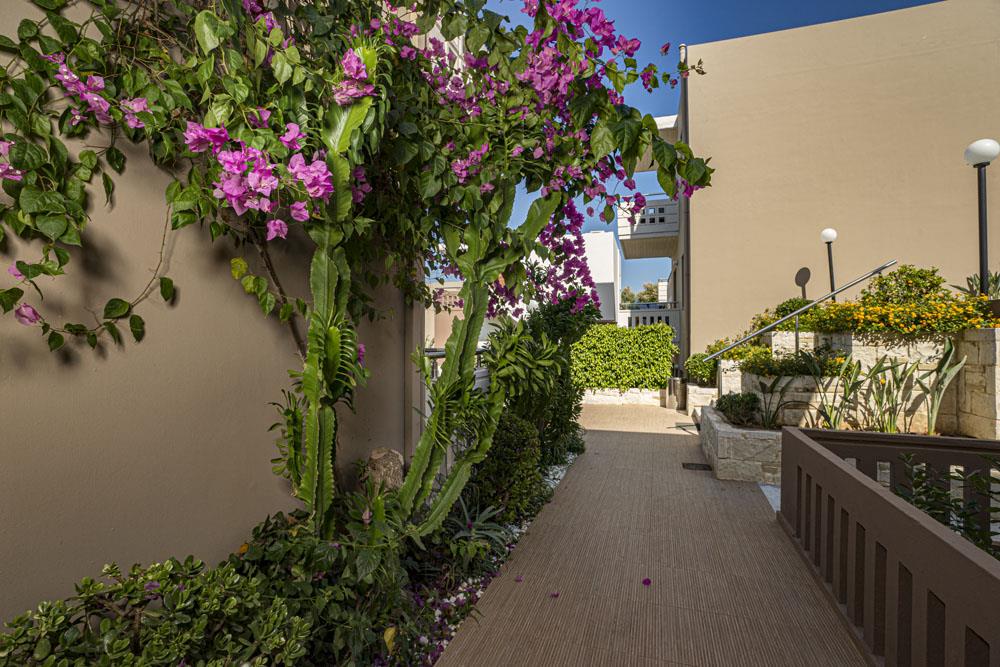 Hotell Golden Bay Suites i Crete, Grekland - Bild 26