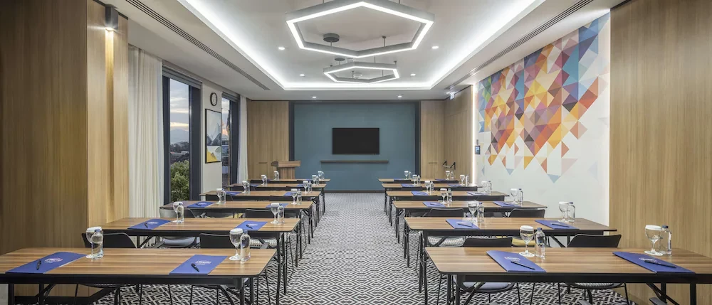 Hotell Hampton By Hilton Antalya Airport i Antalya, Turkiet - Bild 15