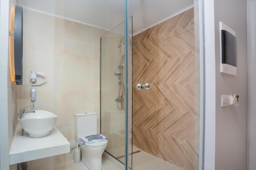 Hotell Happy Days i , Grekland - Bild 12