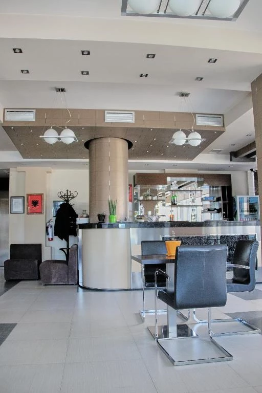 Hotell Hotel Nais Beach i Durres, Albania - Bild 5