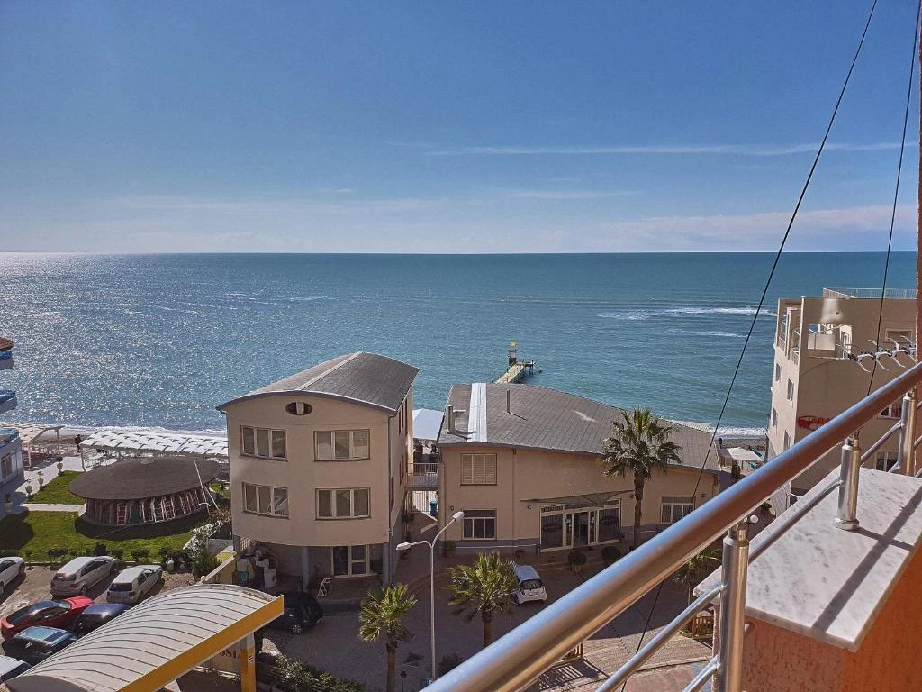 Hotell Hotel Nais Beach i Durres, Albania - Bild 4