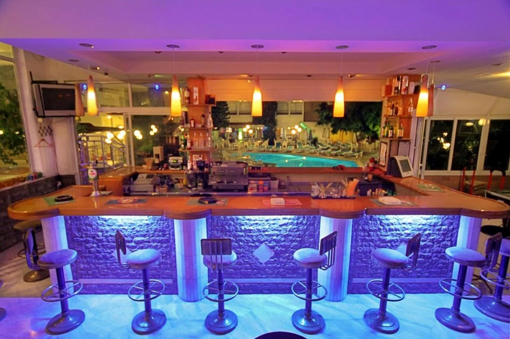 Hotell Kassandra Family Apart Hotel i Rhodes, Grekland - Bild 12