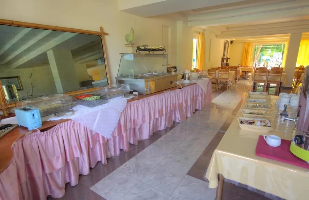 Hotell Kassandra Family Apart Hotel i Rhodes, Grekland - Bild 13