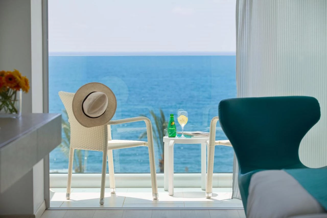 Hotell King Evelthon Beach Hotel & Resort i Cypern, Cyprus - Bild 13