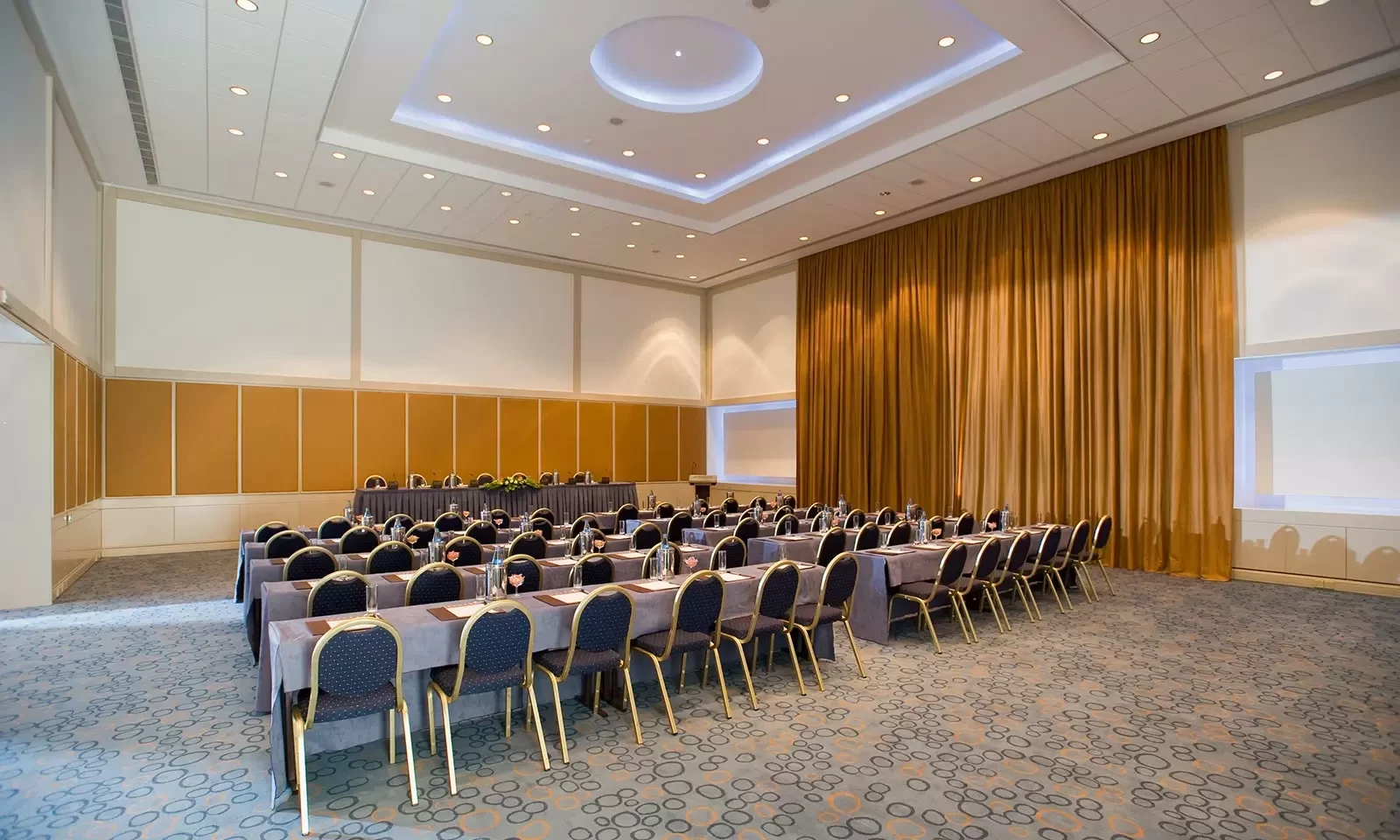 Hotell Mediterranean Beach Hotel i Cypern, Cyprus - Bild 14