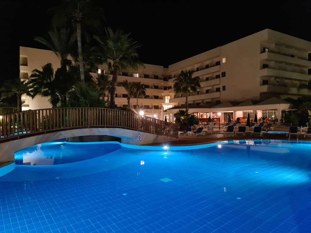 Hotell Nissiana Hotel i , Cyprus - Bild 1