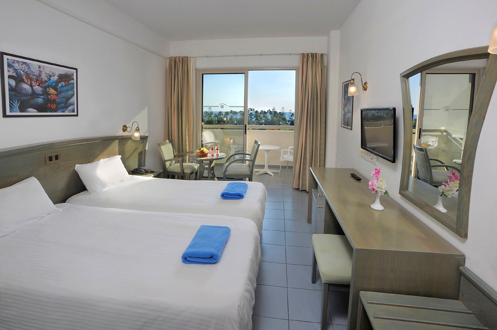 Hotell Nissiana Hotel i , Cyprus - Bild 29