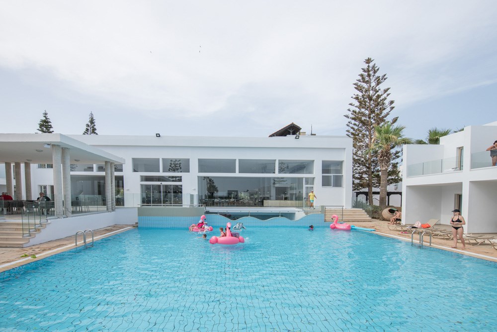 Hotell Panthea Holiday Village  i , Cyprus - Bild 1