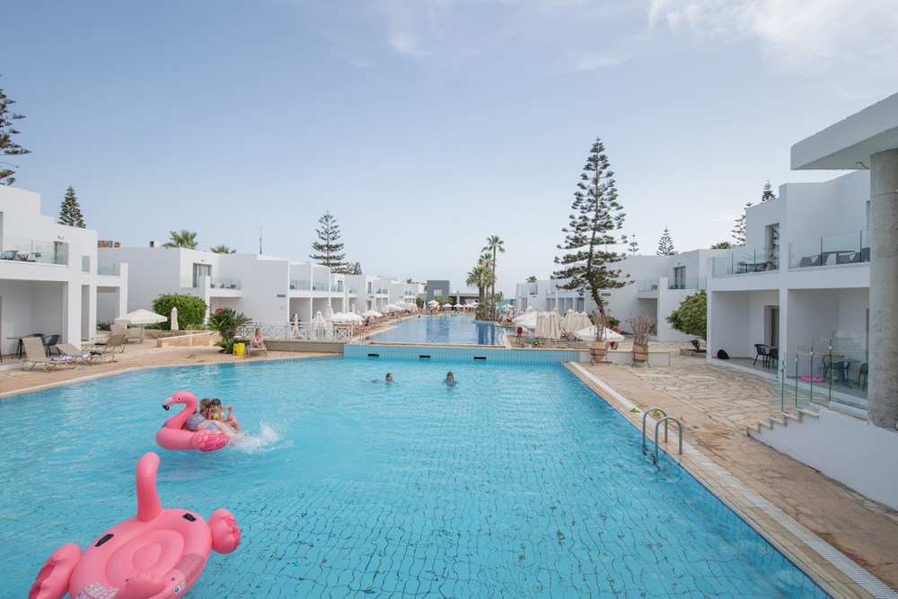 Hotell Panthea Holiday Village  i , Cyprus - Bild 2