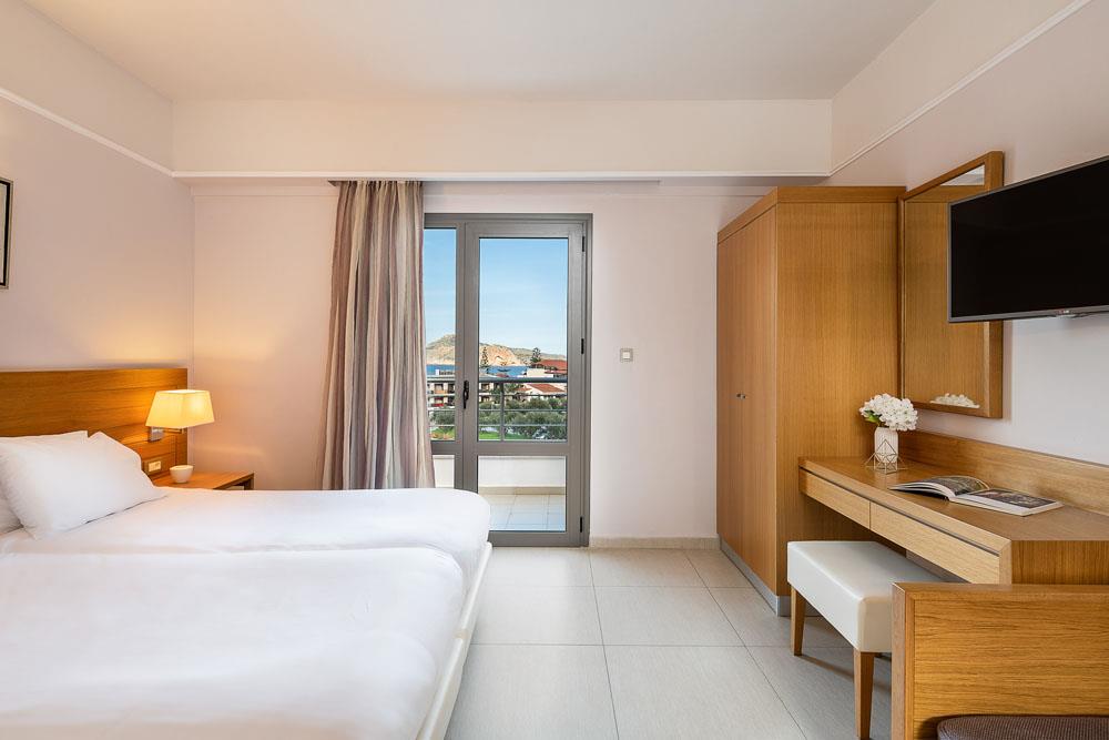 Hotell Porto Platanias Village i Crete, Grekland - Bild 40