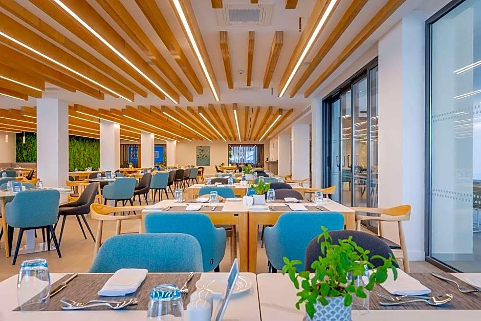 Hotell Radisson Beach Resort Larnaca i Cypern, Cyprus - Bild 9