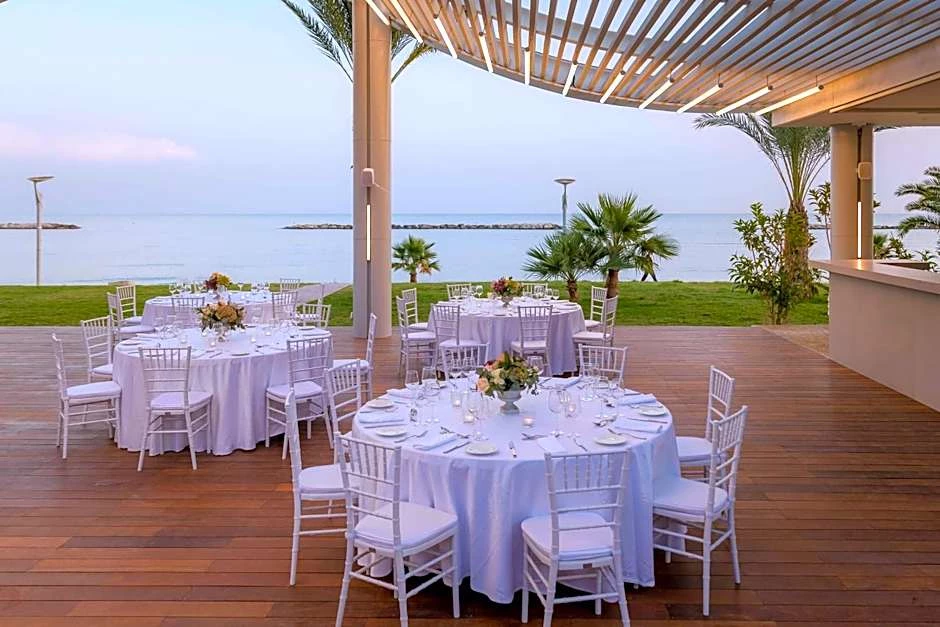 Hotell Radisson Beach Resort Larnaca i Cypern, Cyprus - Bild 15