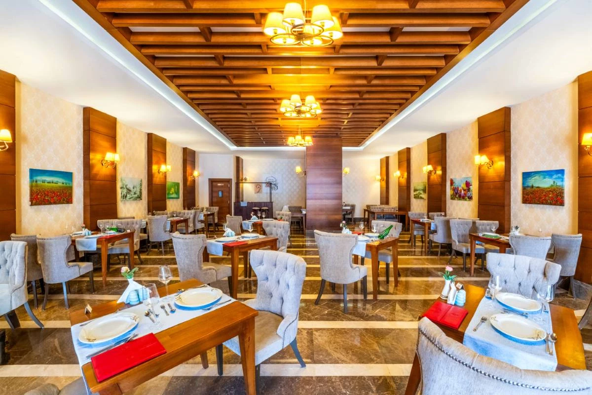 Hotell Ramada Resort By Wyndham Side i Antalya, Turkiet - Bild 17