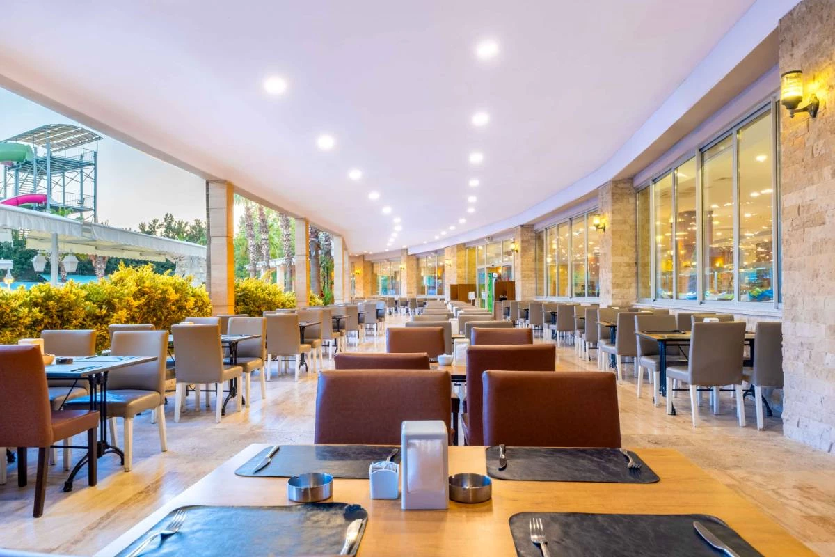 Hotell Ramada Resort By Wyndham Side i Antalya, Turkiet - Bild 19