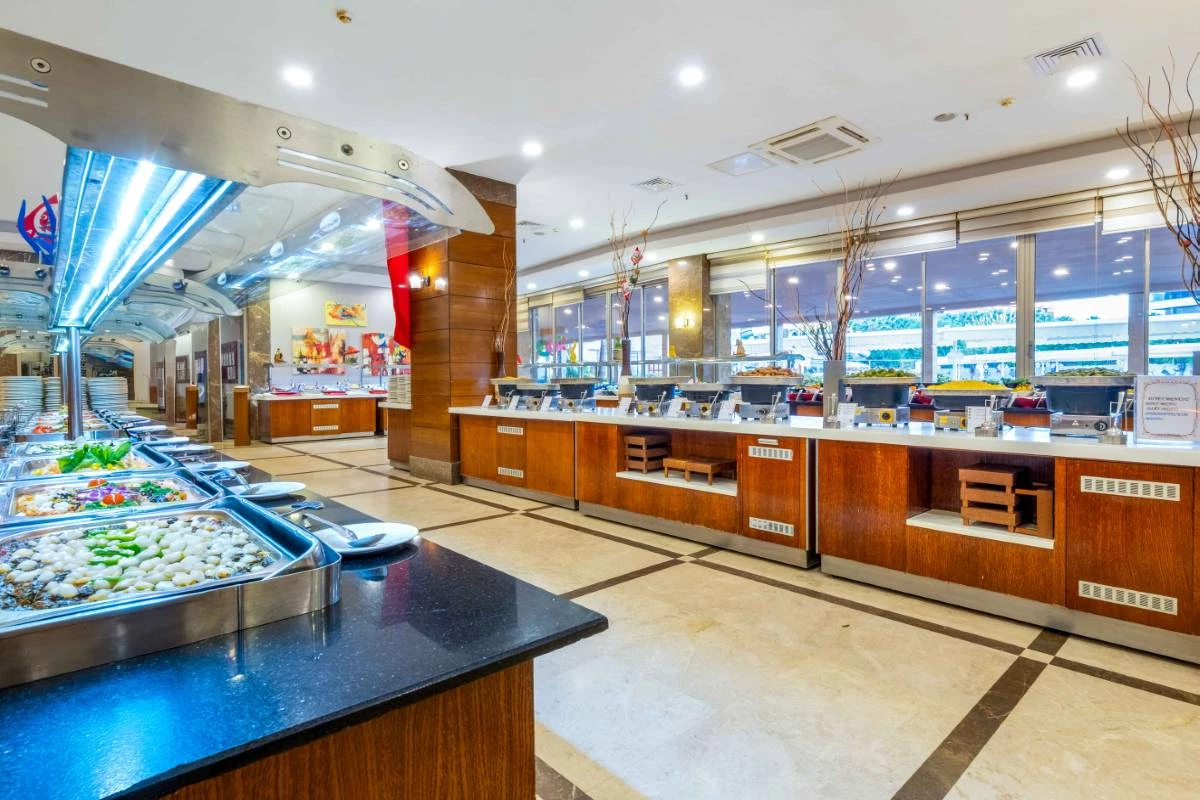 Hotell Ramada Resort By Wyndham Side i Antalya, Turkiet - Bild 12