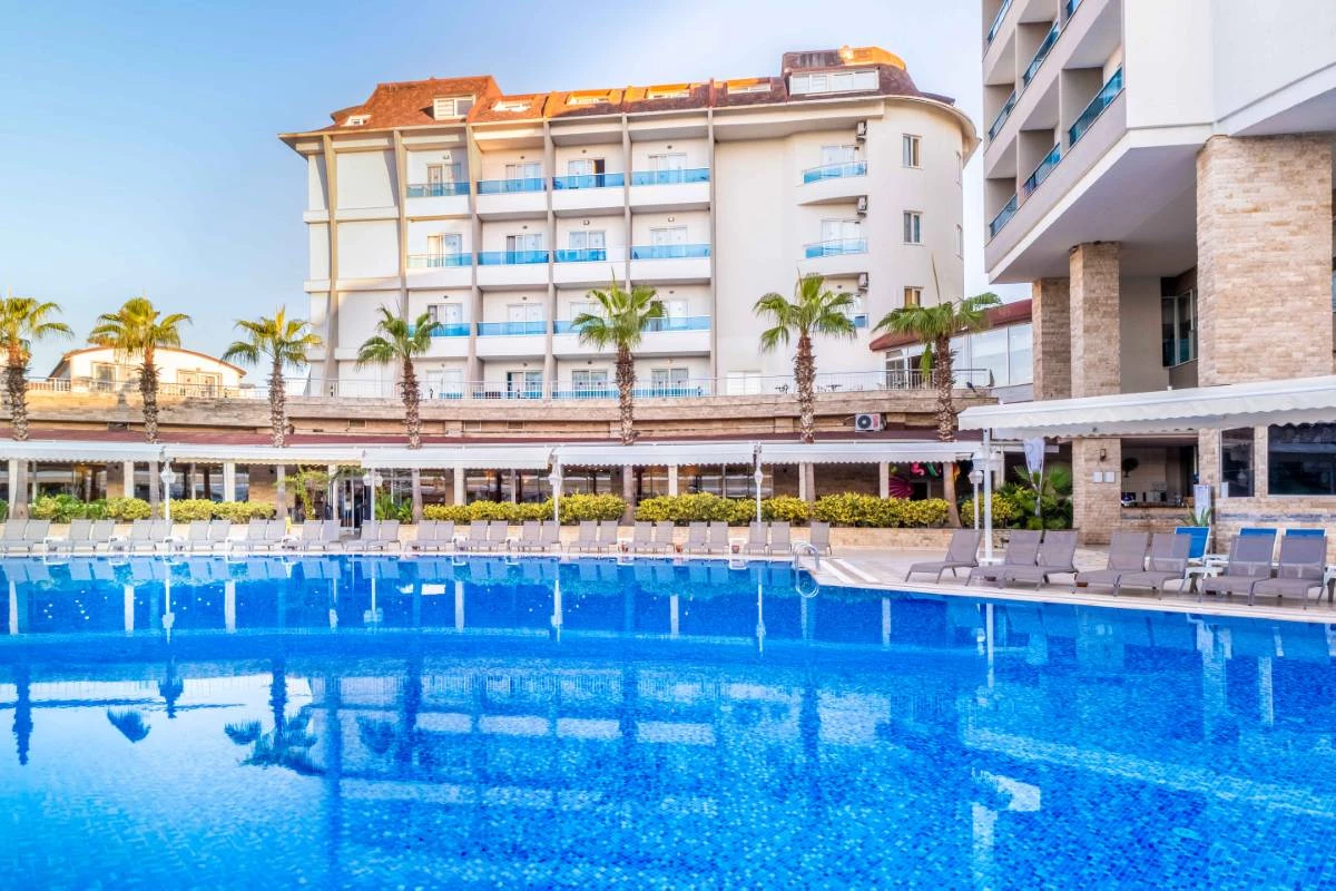 Hotell Ramada Resort By Wyndham Side i Antalya, Turkiet - Bild 7