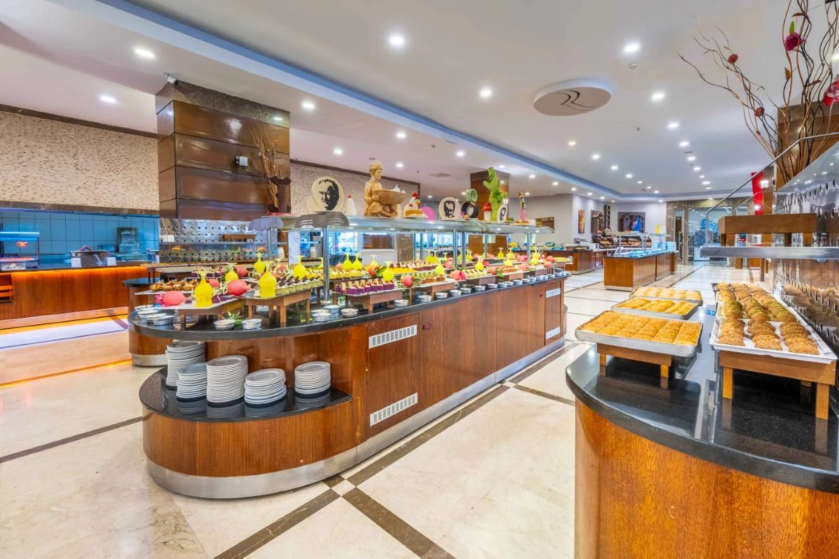 Hotell Ramada Resort By Wyndham Side i Antalya, Turkiet - Bild 13