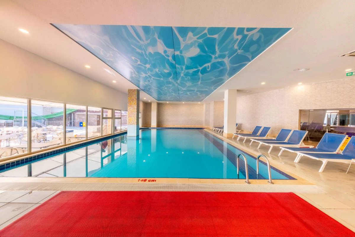 Hotell Ramada Resort By Wyndham Side i Antalya, Turkiet - Bild 11