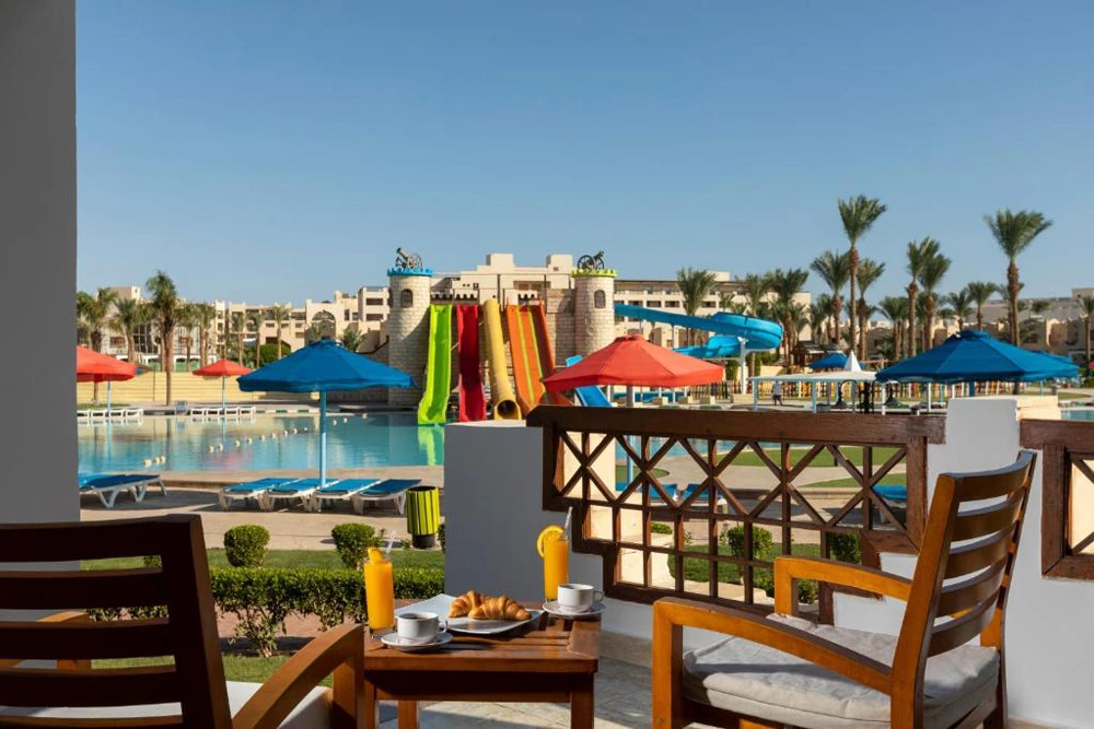 Hotell Royal Lagoons Resort and Aqua Park i Hurghada, Egypten - Bild 31