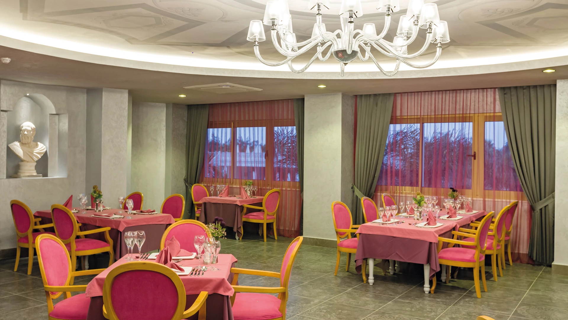 Hotell Royal Taj Mahal i Antalya, Turkiet - Bild 13