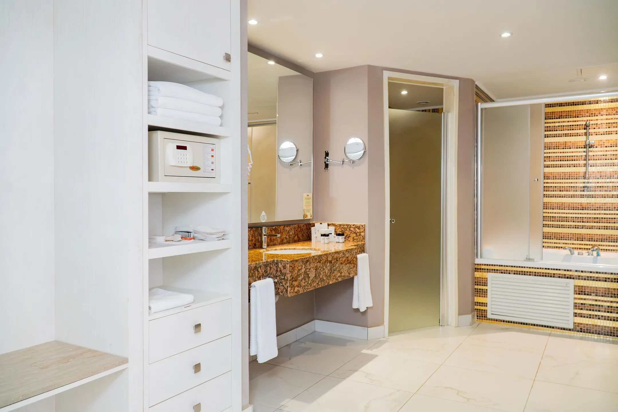 Hotell Royal Taj Mahal i Antalya, Turkiet - Bild 21