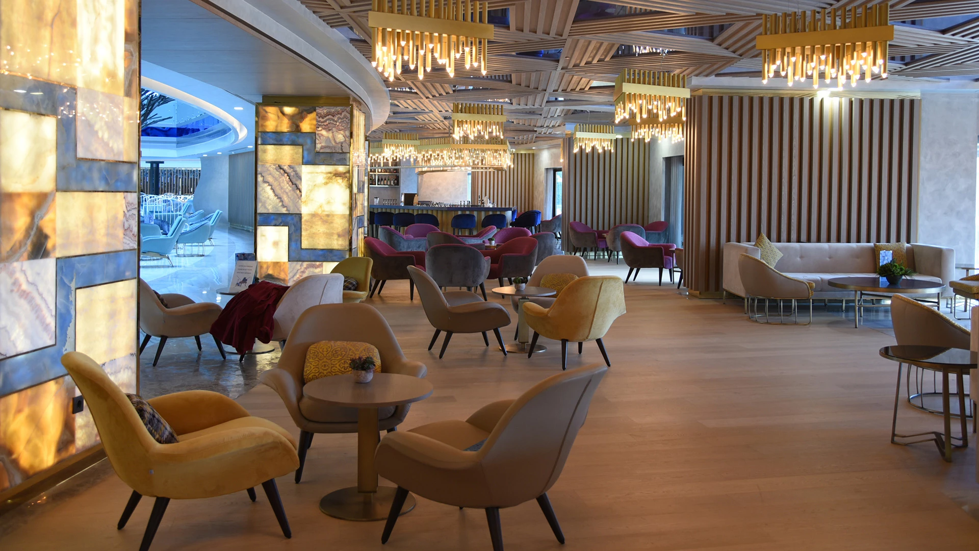 Lobby på Hotell Royal Wings Hotel i Antalya, Turkiet - Bild 2