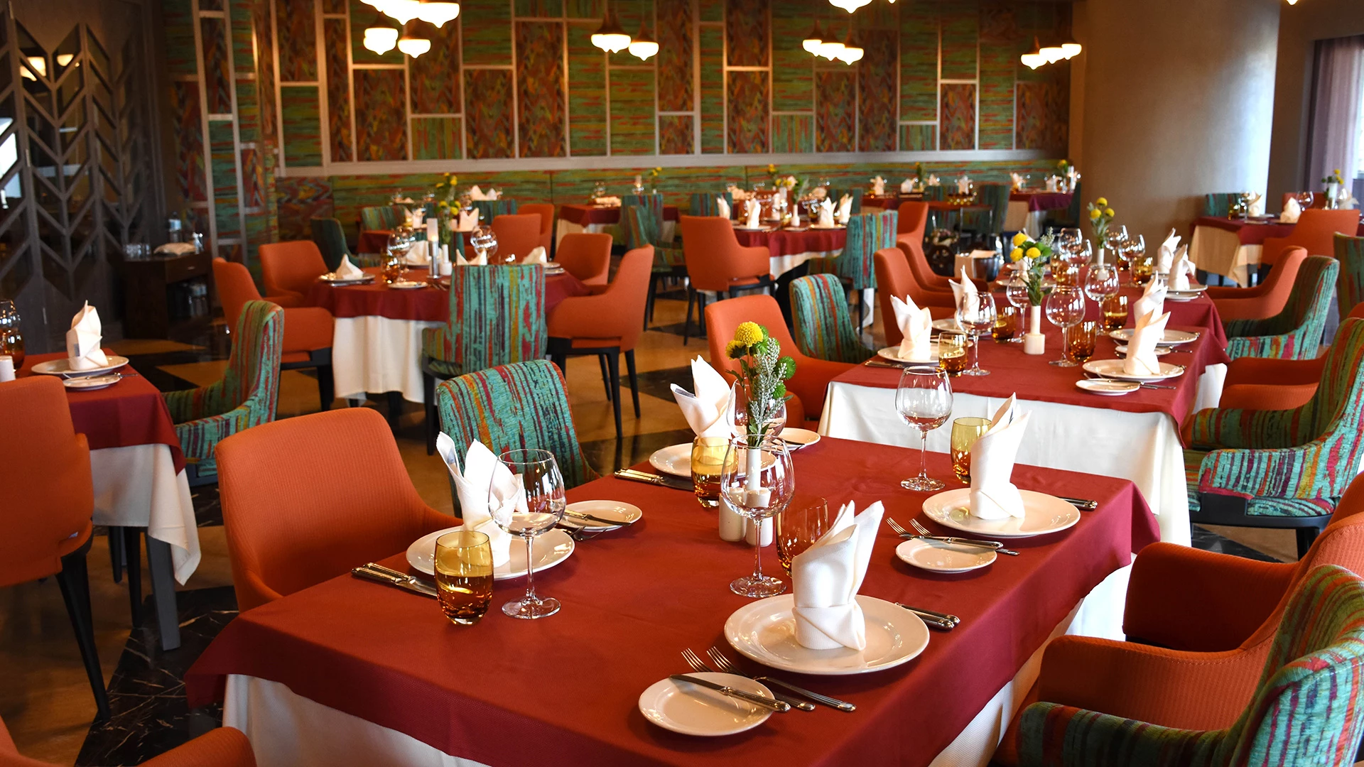 Restaurang på Hotell Royal Wings Hotel i Antalya, Turkiet - Bild 5